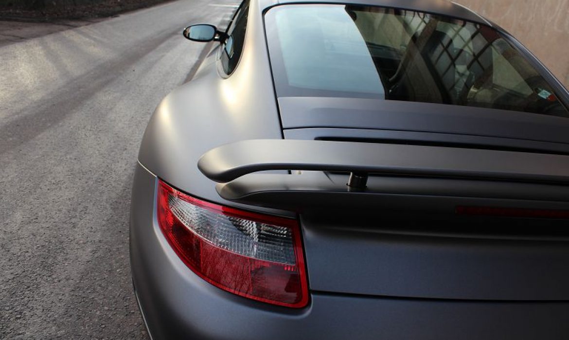 Porsche 997: Vollfolierung in "charcoal matt metallik"